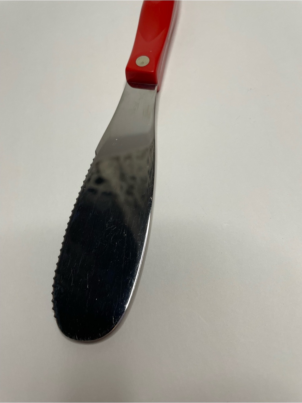 Cutco Red & Silver & Red Spatula Spreader.  #1768 - Picture 5 of 5